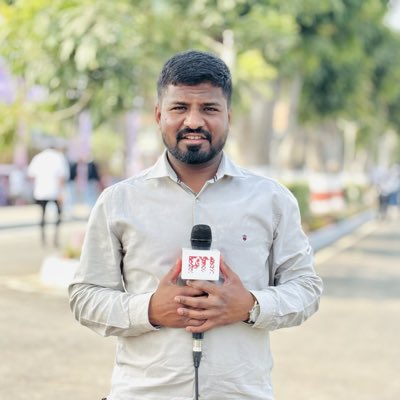RupeshHole3's tweet photo. #NewProfilePic #PTI https://t.co/RL8BeVb3XC