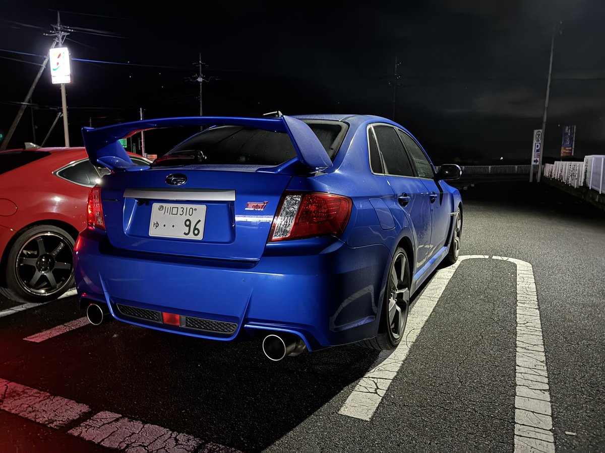 show_rn23y's tweet photo. 純正4本出し→フジツボ2本出しへ！
超気持ちいい反面思ってたより音大きくてビビってる https://t.co/hAvcl2lXVC
