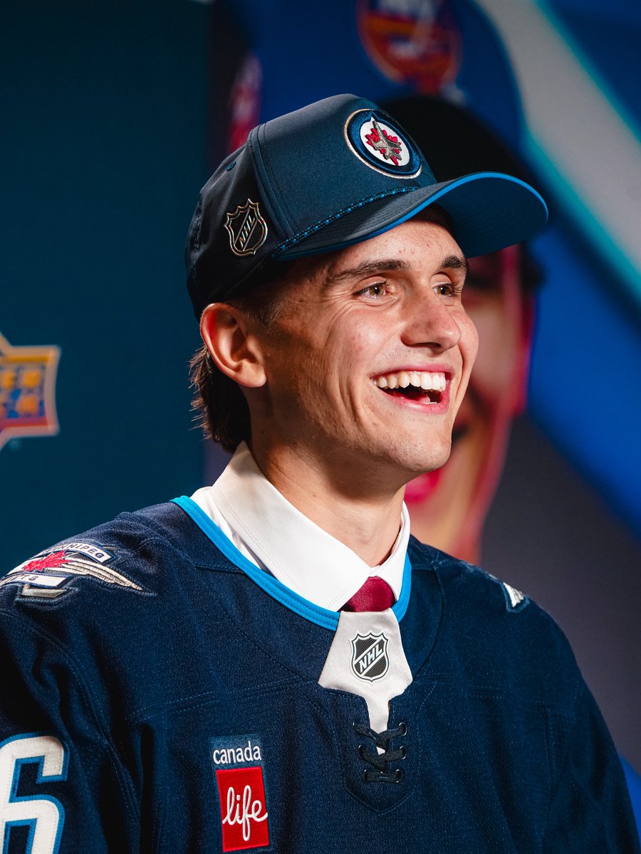 NHLJets's tweet photo. Smile of the day award goes to… 🥁 https://t.co/9LRXIcNi9P