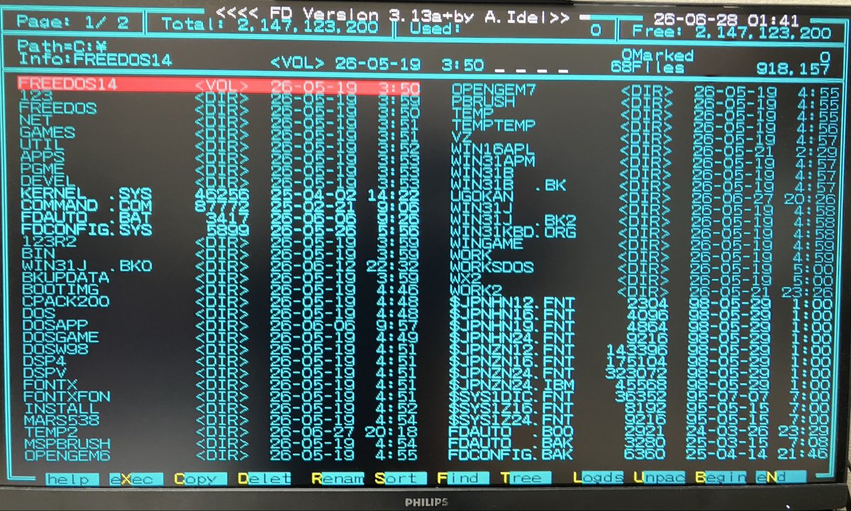 teteten's tweet photo. FreeDOSでキチンと動くFD、PC-98ユーザーにはあまり馴染みのないK-Launcher。だってK-Launcherってリリース1995年だもん。世間がWindowsに傾いている中、突然デビュー。後発だけにとても使いやすい。 https://t.co/VW3WP1WLXB