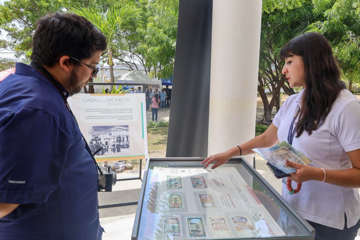 BancoCentral_Ec's tweet photo. Banco Central Cerca De Ti llegó a la UPSE 🏛️📚 

Nuestra exposición itinerante visitó la Universidad Estatal Península de Santa Elena, donde la comunidad universitaria conoció de cerca valiosas piezas históricas de la numismática ecuatoriana. 🪙 https://t.co/RE25JSfAXp
