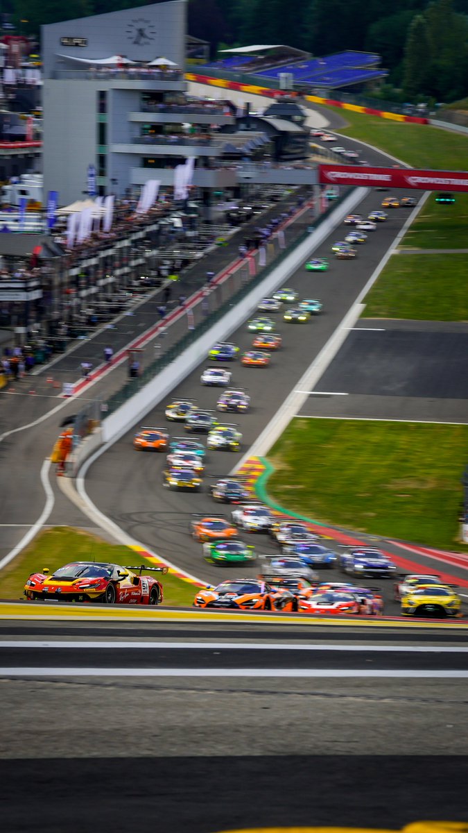IntercontGTC's tweet photo. Eau Views 📸

#IGTC | #Spa24H https://t.co/BZWTkPcyp6