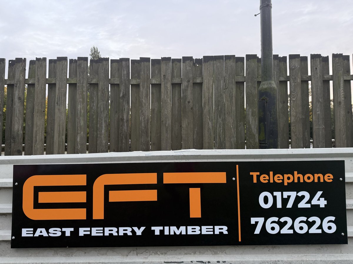 AppFrodFc's tweet photo. 𝐒𝐩𝐨𝐧𝐬𝐨𝐫 𝐒𝐡𝐨𝐮𝐭𝐨𝐮𝐭 🤝

A big thanks to East Ferry Timber Limited for their continued sponsorship of their pitchside board at Brumby Hall. 

UTS 🔴⚫️ https://t.co/7xy4N7ILtn
