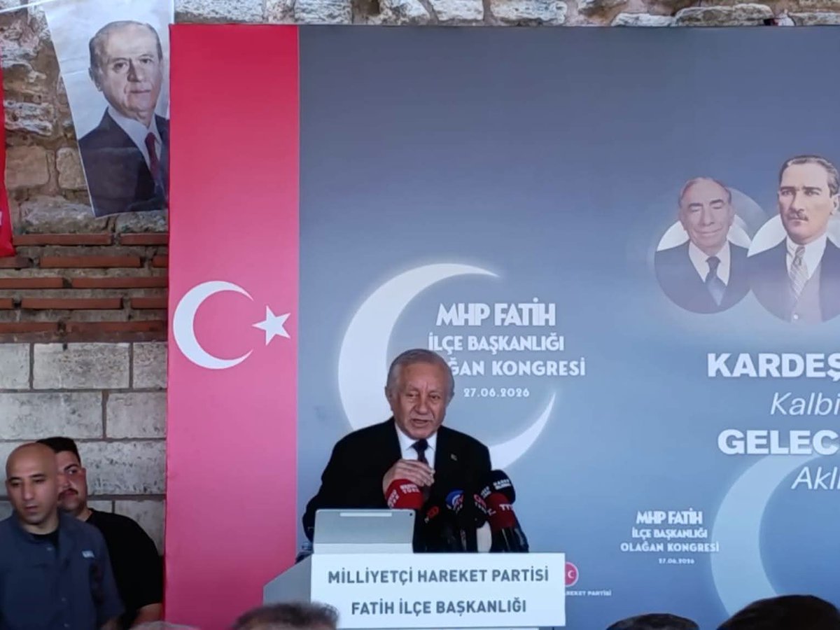rumelivakfi's tweet photo. Vakfımız Yönetim Kurulu Üyesi olan Muharrem Caymaz'ın yeniden İlçe Başkanı seçildigi MHP Fatih İlçe Kongresi'ne, Rumeli Türkleri Vakfı Yönetim Kurulu Başkanımız Sayın Fuat Dönmez, Mütevelli Heyeti Üyelerimiz ve Yönetim Kurulu Üyelerimiz ile birlikte katılım sağladık. https://t.co/eArnfqTCeB