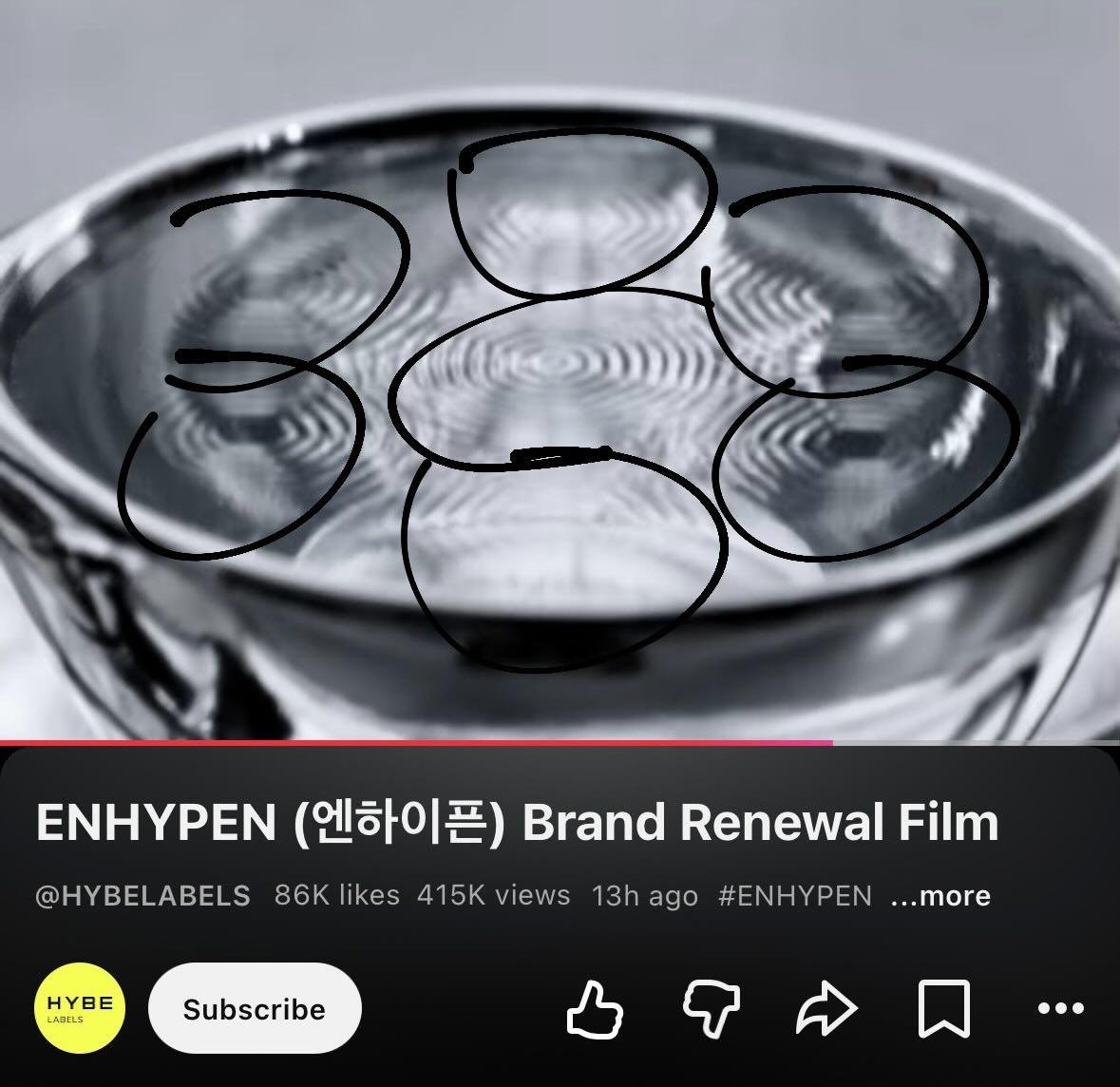 Hee_is_7's tweet photo. Yup he's definitely coming back 

#Fairness_And_Respect_For_SevEN 
#Monetary_Boycott_Of_BELIFT

Who is NI-KI looking at? There's no one after him or is there ( hee).

7 circles https://t.co/en0oThqr5S