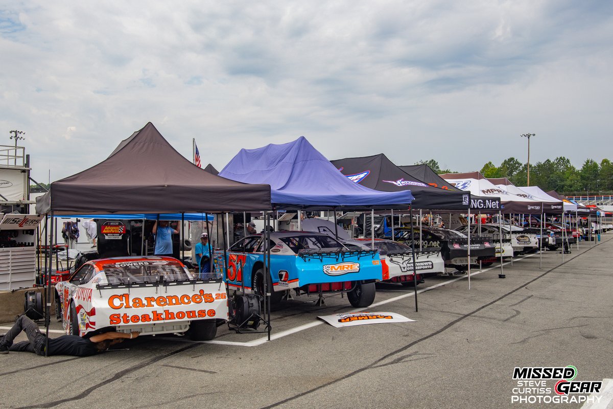 MissedGear's tweet photo. Racing has been moved to 5PM today at @SoBoSpeedway57 For the Thunder Road Harley-Davidson 200. https://t.co/KLOwEqHOBB