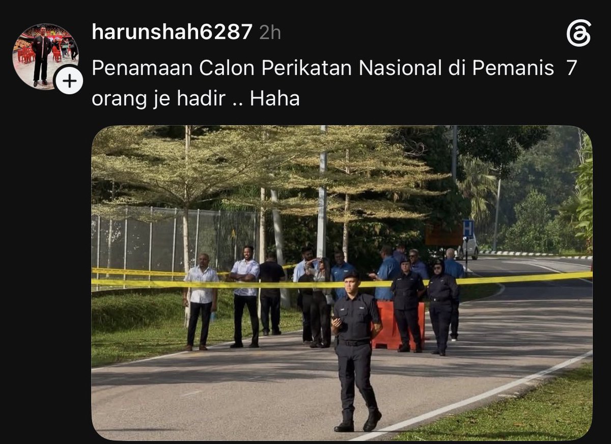 adamyusuf88's tweet photo. Inilah akibatnya bila khianat sama sendiri.

Penyokong sendiri pun malas nak sokong 

Balik awal Pengkhianat Nasional https://t.co/sMlHG8JIbK