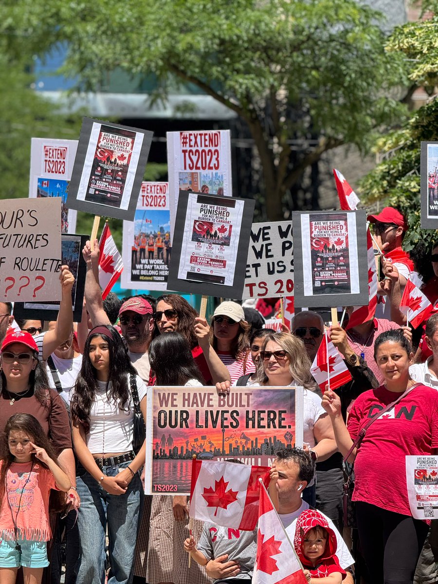 MrtEzrr's tweet photo. We answered Canada’s labour needs. Now we ask Canada not to abandon us. Families, employers, and communities are affected by the 2026 permit cliff. Please reconsider. @LenaMetlegeDiab #ExtendTS2023 #AFairPathwayCanada https://t.co/pqEgNQXC6W
