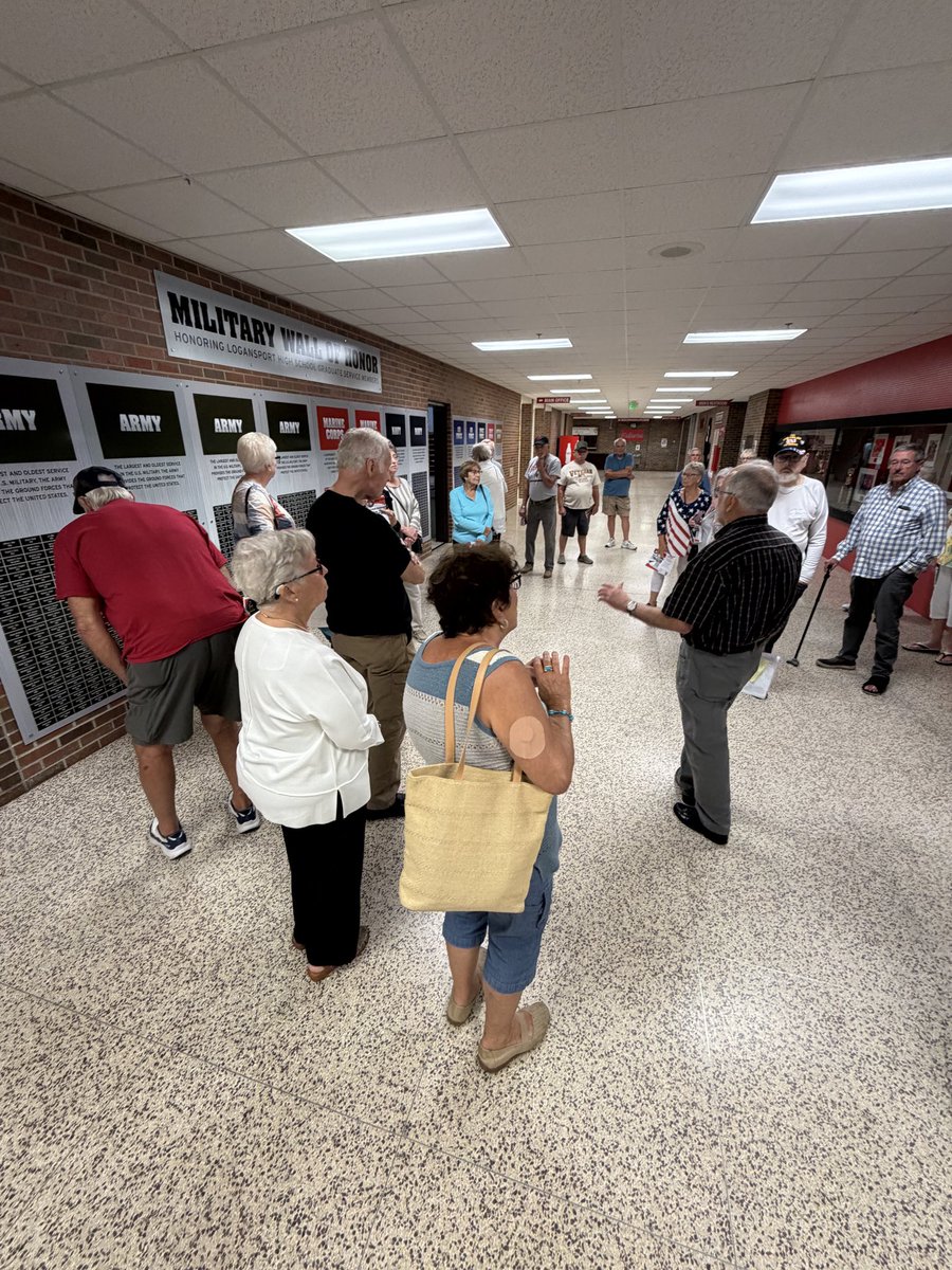 BerriesAlumni's tweet photo. ❤️🖤 Welcome back, LHS Class of 1966! We had a great time sharing stories, comparing the old campus with today’s LHS, and celebrating Berry history. Have a great reunion weekend! 🍓 #AlwaysABerry https://t.co/e3PES1FB7J