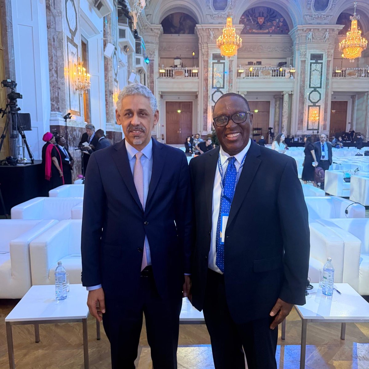 simeonehui's tweet photo. Honored to serve on the Independent Selection Committee for the OPEC Fund Annual Award for Development in Vienna.

Inspired by the awardees whose work is advancing food security, climate resilience, health, energy access, and economic opportunity.

Great exchanges with Mia Mottley, Sidi Ould Tah, and Jean-Jacques Bouya.

#OPECFund #DevelopmentForum #Innovation #Impact