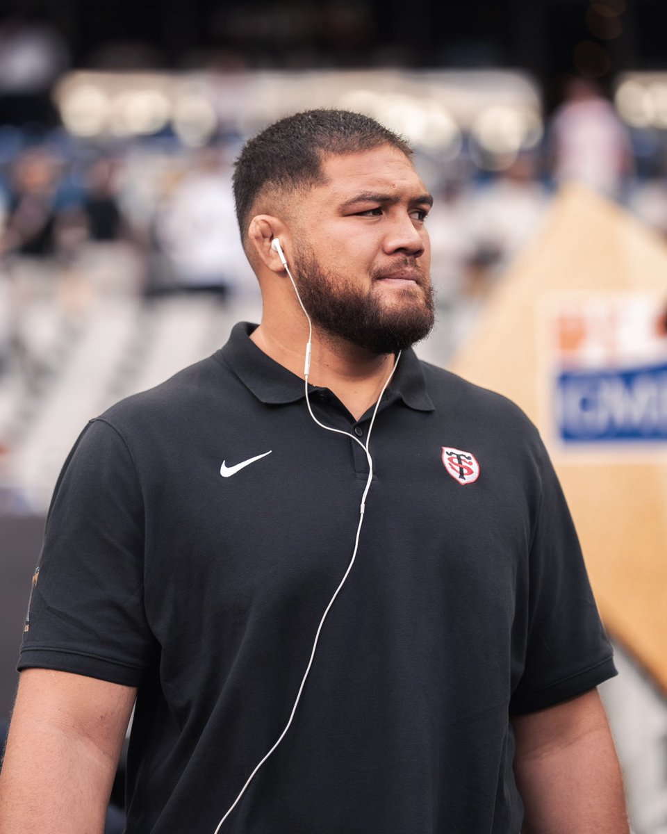 StadeToulousain's tweet photo. Ils sont là, prêts au combat 👊 https://t.co/vQRU0q79q8