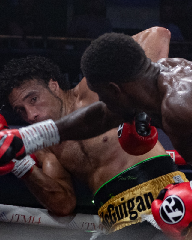 NeilsonBoxing's tweet photo. 'Action Man' Dave gets his debut win against a game McGuigan 🔥
WATCH IT LIVE - https://t.co/sDB67BLGGs
#NeilsonBoxing #TM14Promotions #FirstStrike https://t.co/Ulsl7SRLnQ