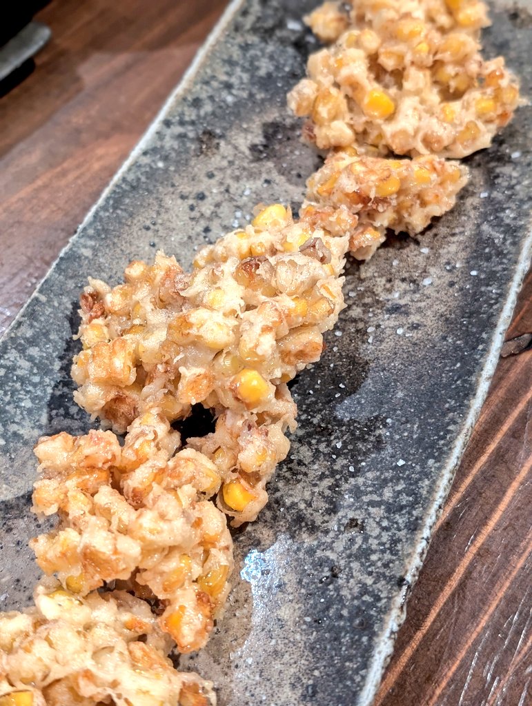_Carp19's tweet photo. おはこいほ🎏
昨日は嬉しすぎて飲み過ぎて
楽しすぎすぎでした🍻🍻🍻
焼鳥美味しかったー♫
隣のお姉様にお酒をおすすめしてもらったのに
飲めなくてごめんなさい🥲
もう限界だったのw

今日も勝って美味しいもの食べて帰るぞー🎏 https://t.co/mogDGwNxxN