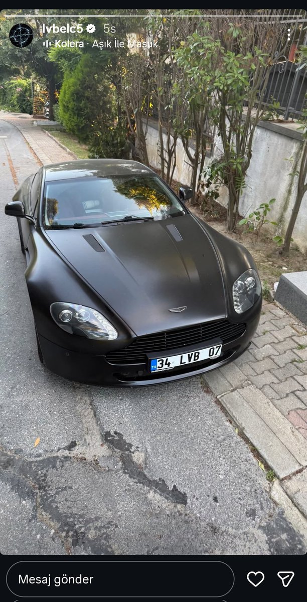 Eflatunguzeli's tweet photo. Lvbelc5 kolerayı paylaşmış vay be😂 https://t.co/yYqGqWNKMP