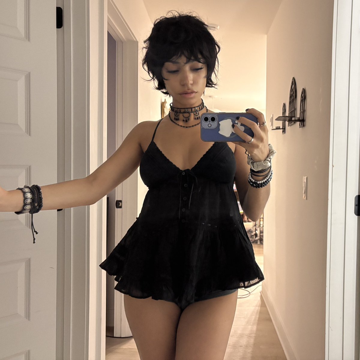 kikuai_'s tweet photo. Back to Black https://t.co/Fqc4nxC2G8