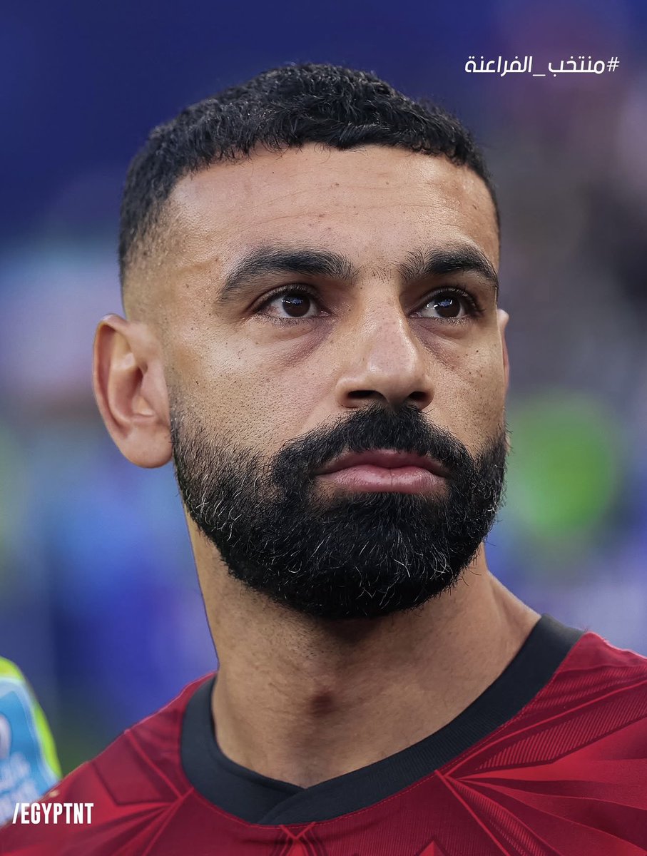 futebol_info's tweet photo. 🚨🇪🇬 Seleção do Egito informa que Salah foi diagnosticado com um estiramento na posterior da coxa e iniciou tratamento.

O Egito enfrenta a Austrália na próxima sexta-feira, pela 2ª fase da Copa do Mundo.

📸 Seleção Egípcia https://t.co/shnDKUtVLi
