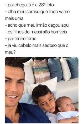 malfeitona's tweet photo. Cristiano Ronaldo memes com filho furou a bolha ao cruzar a barreira hetero de humor atingindo também o público alternativo (eu) https://t.co/PiogP8jHnL