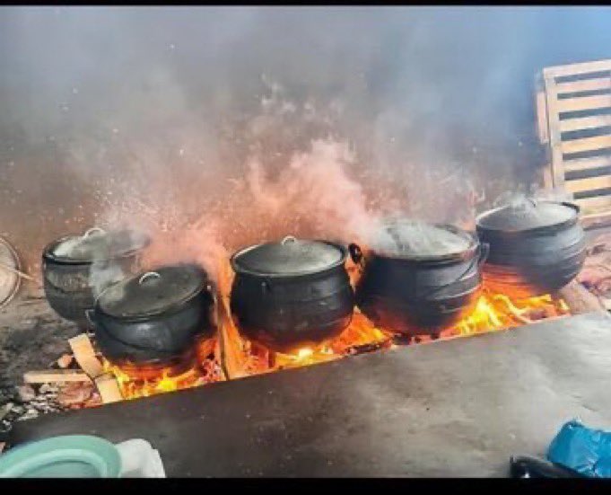 adyniang5's tweet photo. @RMAFC8MUFC Cook moi se btrd https://t.co/nQJskJmCmn