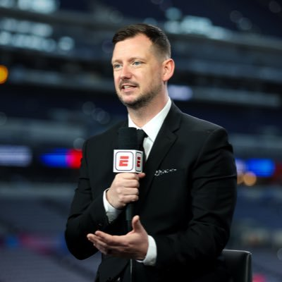ChuckFBass's tweet photo. Banner freakin year for sports journalism https://t.co/55tznilWE9