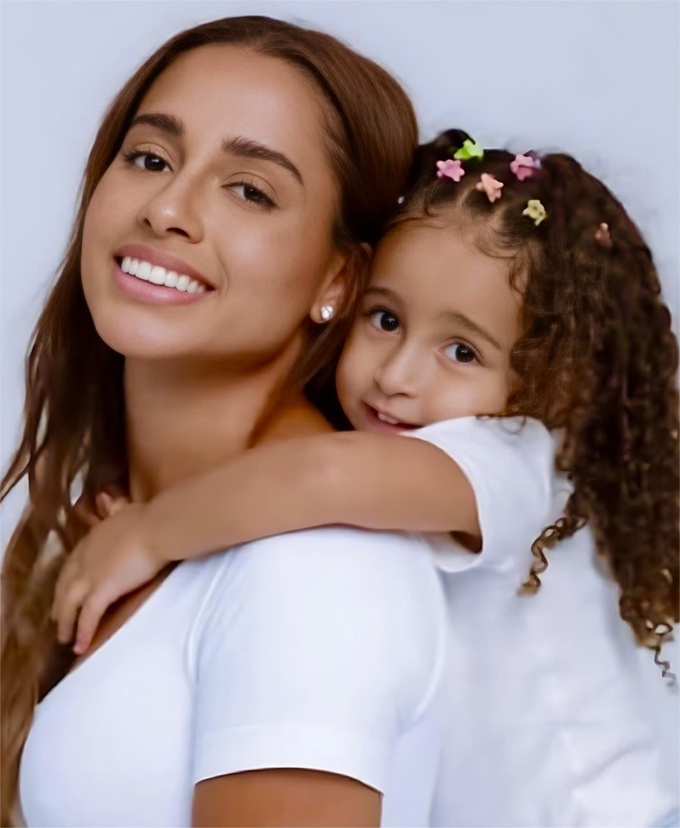 rindocasal's tweet photo. 🚨A única prejudicada nessa história é a Melanie, que nunca mais recebeu carinho nem a visita das gêmeas.
Simplesmente esqueceram da menina🥹 https://t.co/6MmY2D0e3N