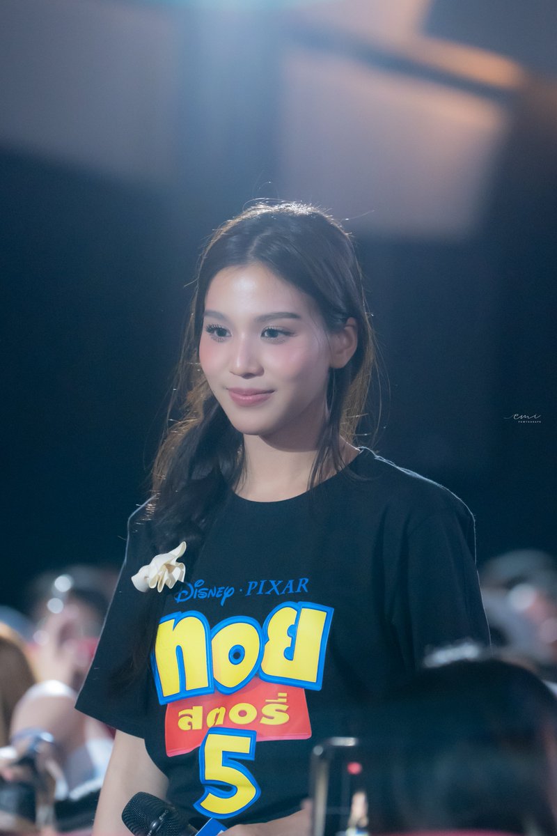 Pow_141511's tweet photo. 💫💜🌷

EMIBONNIEANY X TOY STORY5 
#SFxEmiBonnieAny https://t.co/06wCvDPth8