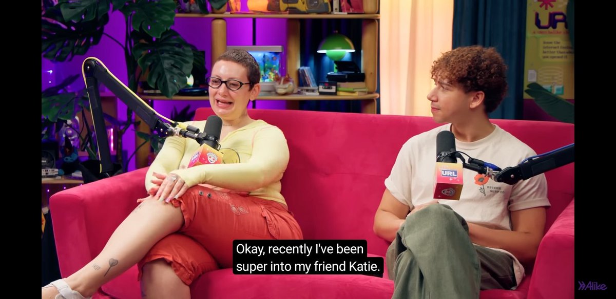 skoomashrooms's tweet photo. vanilla talked about katie, quackity, and the #qsmp when asked what her recent fanbase/fandom was on smoshalike!!!! 💗💗 https://t.co/hA64Ld082u