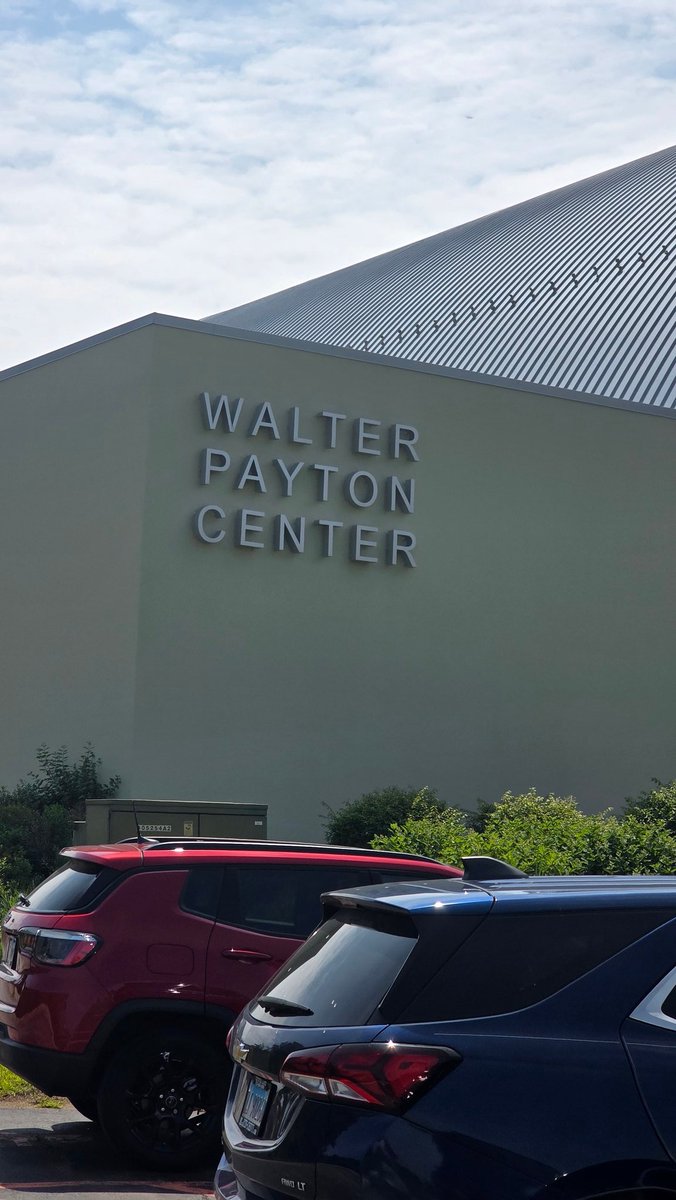 nadler_a's tweet photo. @BearDownGirl I just spent tge day here ...fuckin hallowed ground https://t.co/mAOvLDJbRB
