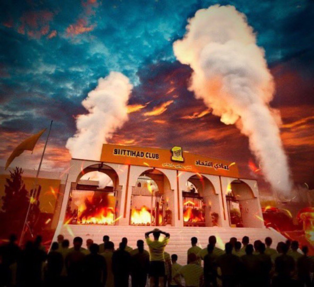 ittfc30's tweet photo. #جمهور_الاتحاد_للصندوق_تدخل 🟡⚫️

سكوت المالك على التجاوزات كارثه كبرى لم يتبق على انطلاقه الموسم سوى اسابيع قليله ومع ذلك الفريق لا يزال بدون اي خطوات واضحه ولا تحرك حقيقي يواكب حجم المرحلة ..

المشكله ان الوضع لا يحتمل الانتظار !

لا صفقات مكتمله ولا تجهيز اداري ولا حلول للمشاكل المتراكمه الموسم سوف يبدا بدون تخطيط مسبق ..

الجمهور ينتظر وضوح وحسم وقرارات شجاعه
لكن كل ما يحدث حتى الان يثير القلق اكثر من الاطمئنان ، الوقت يمر بسرعه 

والتأخر الان قد ينعكس على كامل الموسم بشكل صعب تدارك ونقدم اسوء موسم في تاريخ النادي

اصحوا يا اصحاب القرار الفاشلين !