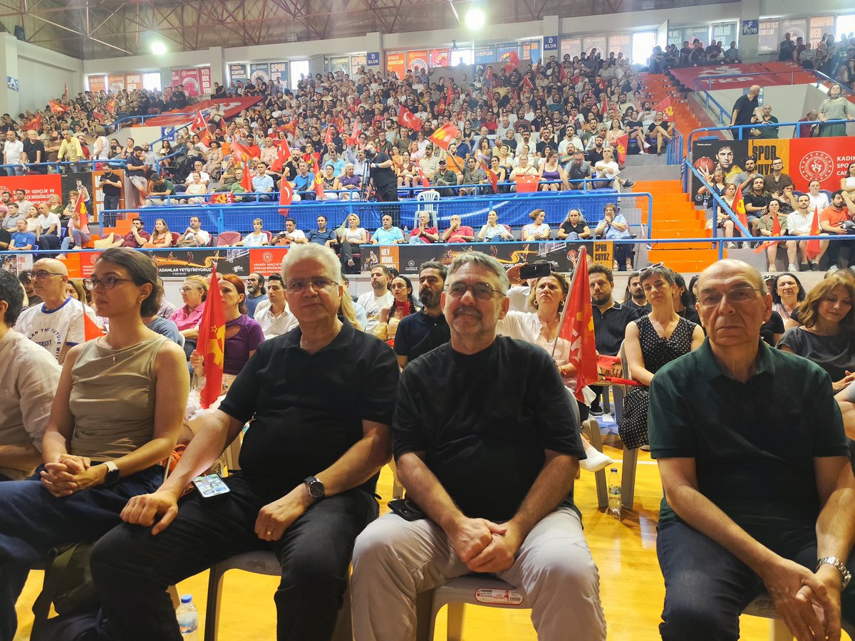 BirlesikMetal's tweet photo. TKP, bu akşam İstanbul Kadıköy Caferağa Spor Salonu’nda “NATO Onursuzluk ve Ölümdür / Yaşasın Yaşam, Bağımsızlık, Sosyalizm” başlıklı bir etkinlik düzenledi. Etkinliğe sendikamız adına Genel Sekreterimiz Ali Çeltek katıldı.

#NATOyaHayır #SavaşaDeğilEmekçiyeBütçe https://t.co/Qr5GDaQgYV