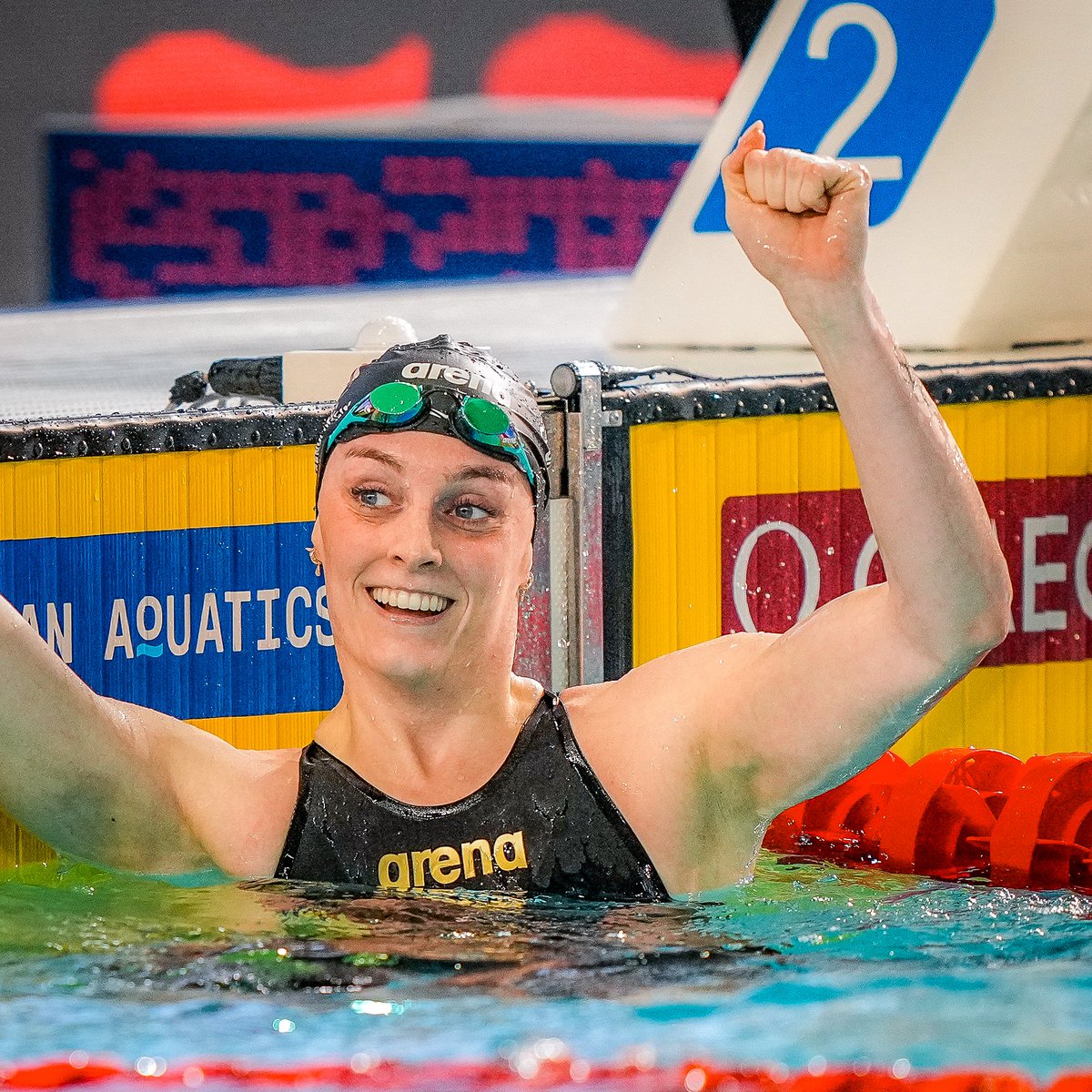 TeamNLtweets's tweet photo. DE SNELSTE VROUW TER WERELD 🤯

Met 51,68 seconden verbeterde Marrit Steenbergen het negen jaar oude record op de 100 meter vrije slag.

Een maand geleden sprak ze de ambitie uit. Vandaag maakte ze hem waar: een wereldrecord op hét koningsnummer van het sprintzwemmen 🙌

#TeamNL https://t.co/foq9gzKEpg