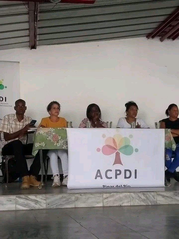 yoelavanza's tweet photo. ❤️ ¡Un sueño hecho realidad en #LosPalacios!
Con mucha alegría les compartimos que ya tenemos constituida la asociación cubana de personas con discapacidad intelectual en nuestro pueblo. Este es un paso enorme para garantizar que nadie se quede atrás #Inclusión #ACPDI #Cuba https://t.co/4sgYd022Xs