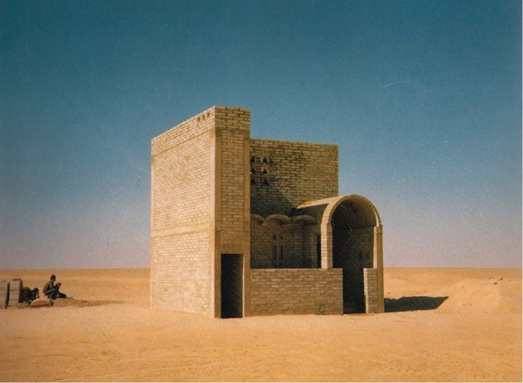 aseelswaid9's tweet photo. Desert house, Libya, Kisho Kurokawa, 1979. https://t.co/sYxcLUqY4T