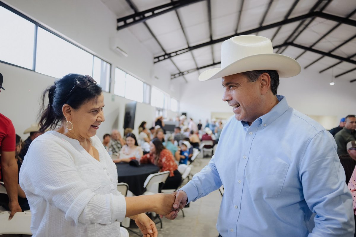 tonoastiazaran's tweet photo. ¡Lo mejor de Sonora es su gente!🙌🏼

Sonora Con Todo nos invitó a Moctezuma, a un espacio de diálogo y reconocimiento con personas y asociaciones de Moctezuma, Granados, Villa Hidalgo, Divisaderos y varios municipios más de la sierra, que todos los días trabajan para mejorar sus comunidades. 🤝

Escuchar sus historias y conocer sus causas nos inspira a seguir haciendo equipo por los sonorenses. 🙌🏼