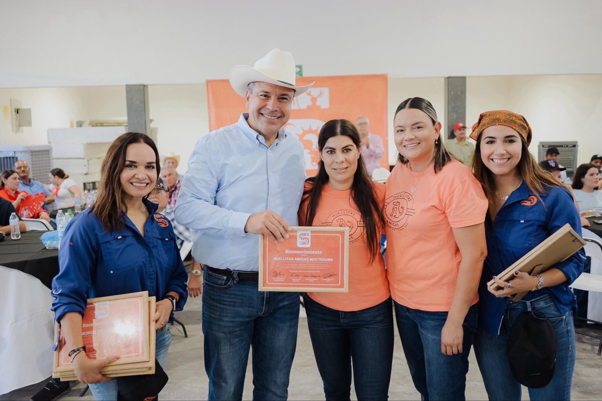 tonoastiazaran's tweet photo. ¡Lo mejor de Sonora es su gente!🙌🏼

Sonora Con Todo nos invitó a Moctezuma, a un espacio de diálogo y reconocimiento con personas y asociaciones de Moctezuma, Granados, Villa Hidalgo, Divisaderos y varios municipios más de la sierra, que todos los días trabajan para mejorar sus comunidades. 🤝

Escuchar sus historias y conocer sus causas nos inspira a seguir haciendo equipo por los sonorenses. 🙌🏼