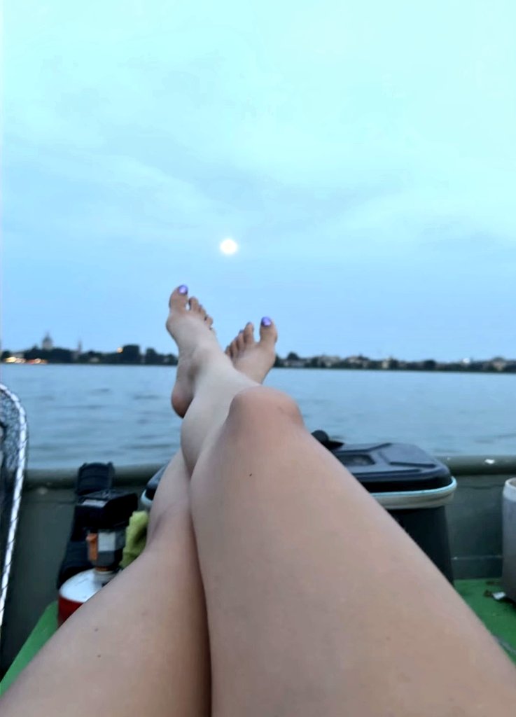 Evenings like this 😍 https://t.co/JwErgiD2hu