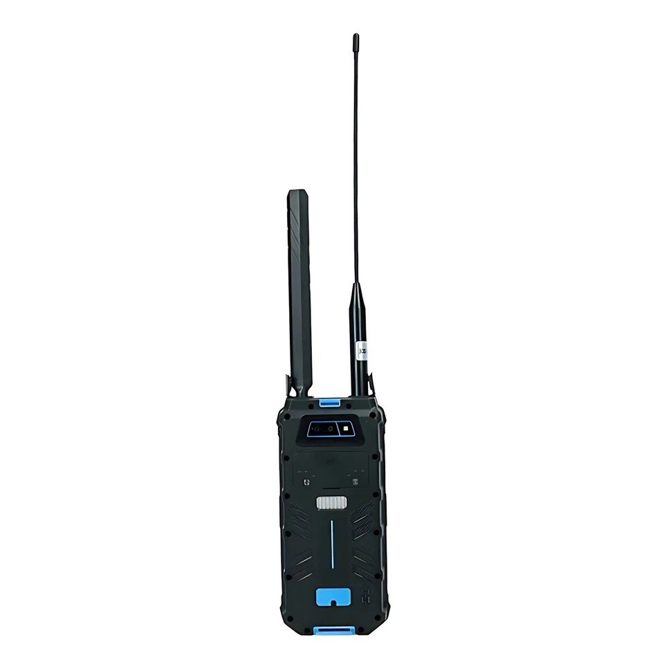 AuroraB_77's tweet photo. That's a Chinese PL2 Pro Handheld Drone Detector. https://t.co/nF97IxmGfi