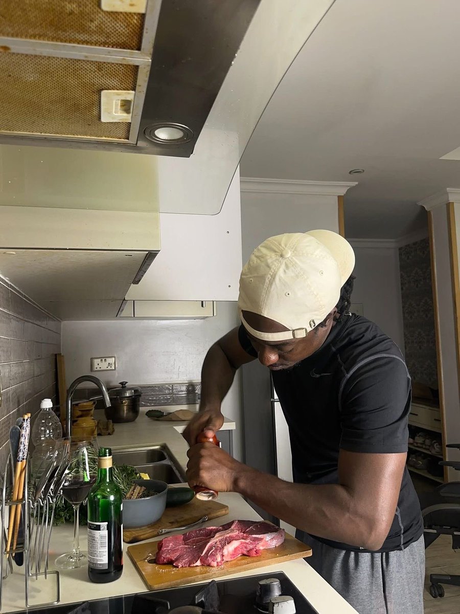 dreeals's tweet photo. My favorites in the kitchen so far 🤲🏾
#sololiving https://t.co/eGcQP9Q8yD