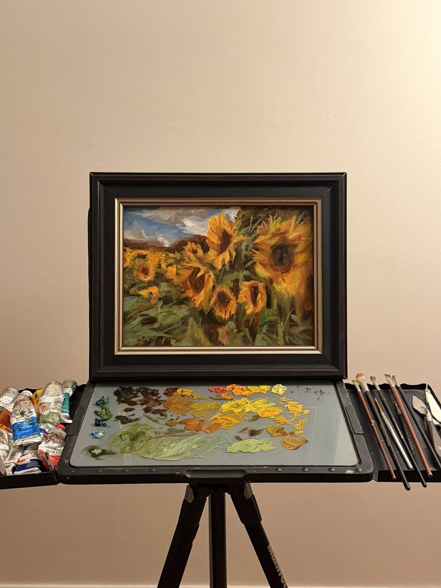 deep_art45's tweet photo. حقل تبّاع الشمس 🌻
Sunflowers field https://t.co/66S7N4qLFS