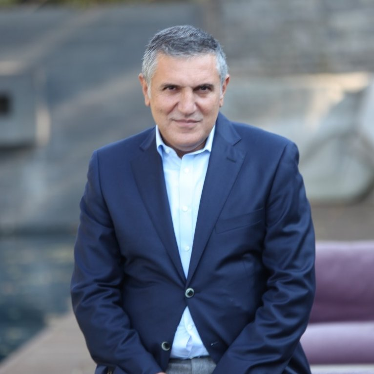 Yapımcı Faruk Turgut'tan Can Yaman'a Sert Tepki: 'Bir Daha Dizi Yapmam'