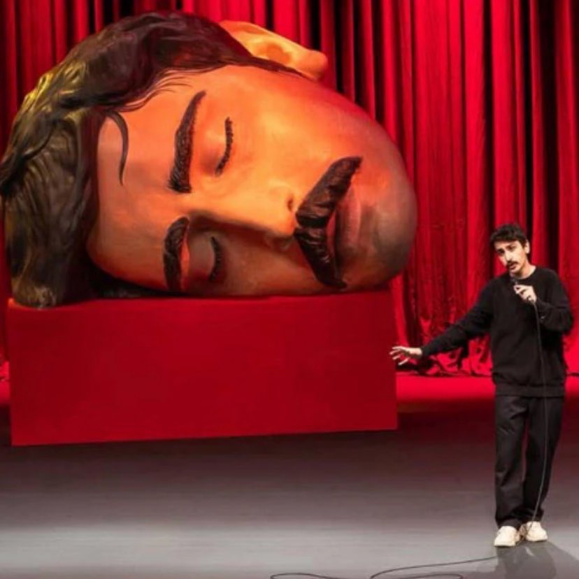 DrAhmetSANLI's tweet photo. Kelle koltukta mizahmış;
Müslümanlarla alay ettiği için kelle koltuktaymış. Kemal’i neden katmadın mizahına, yemedi mi?

Mesele bizim kutsalımızı alaya almak olunca dalga konusu yapıp küçümsemek kolay(dı!) https://t.co/Vc2GYzKDPg
