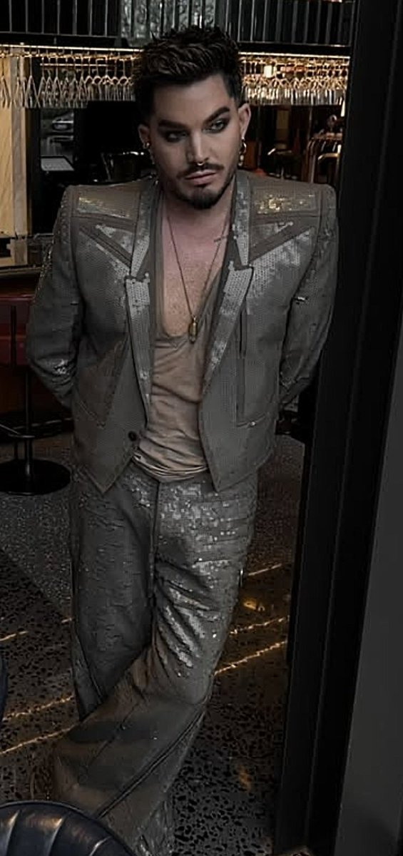 TheRealDuckBert's tweet photo. ๐คฉ Adam Lambert on IG from his Shanghai promo tour! had to zoom a few pics...ENJOY! โค๏ธ #AdamLambert #Shanghai #ADAM #PromoTour
https://t.co/MFPaYVXHd2 https://t.co/I8JREiCSoS