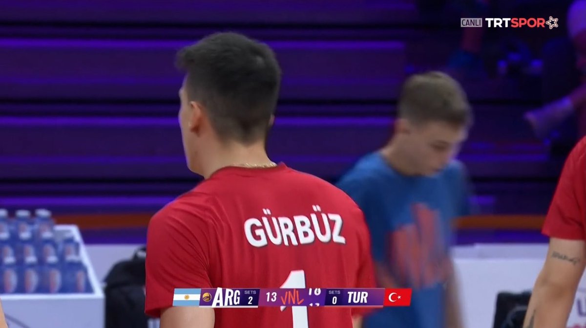 fbvolleyballove's tweet photo. bu çocuk winner 🤘🏼 https://t.co/3E0VPnpThW