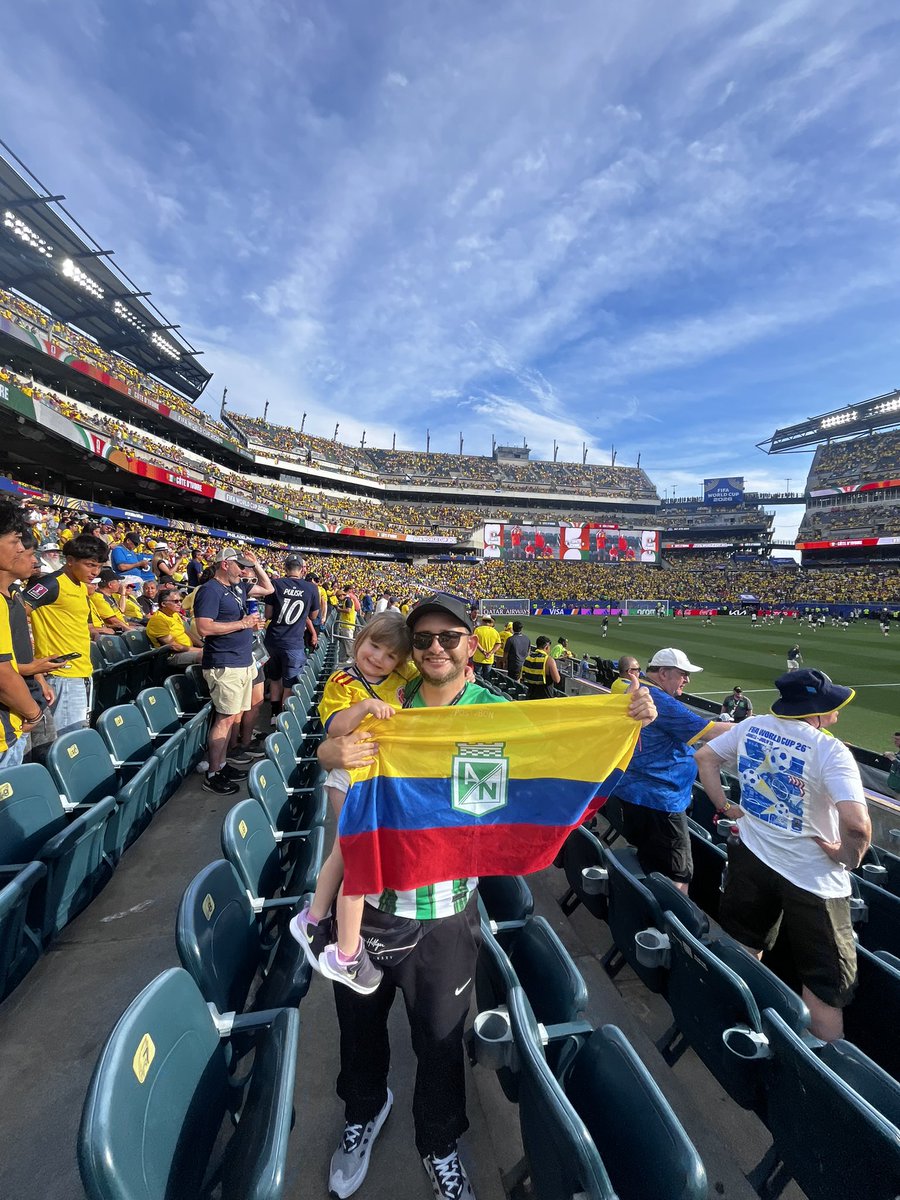 Sancg19's tweet photo. Sueño cumplido FIFA World Cup 2026 https://t.co/UOjB8AOTdb