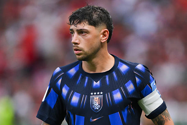 Mercado_Ingles's tweet photo. 🚨🇺🇾 𝗡𝗢𝗧𝗜𝗖𝗜𝗔 La Federación Uruguaya CANCELA EL VUELO PRIVADO para el regreso de los jugadores al pais y ahora cada jugador deberá ahora regresar a bordo de un vuelo comercial. [Martin Charquero] ❌✈️ https://t.co/yUY49Jpuly