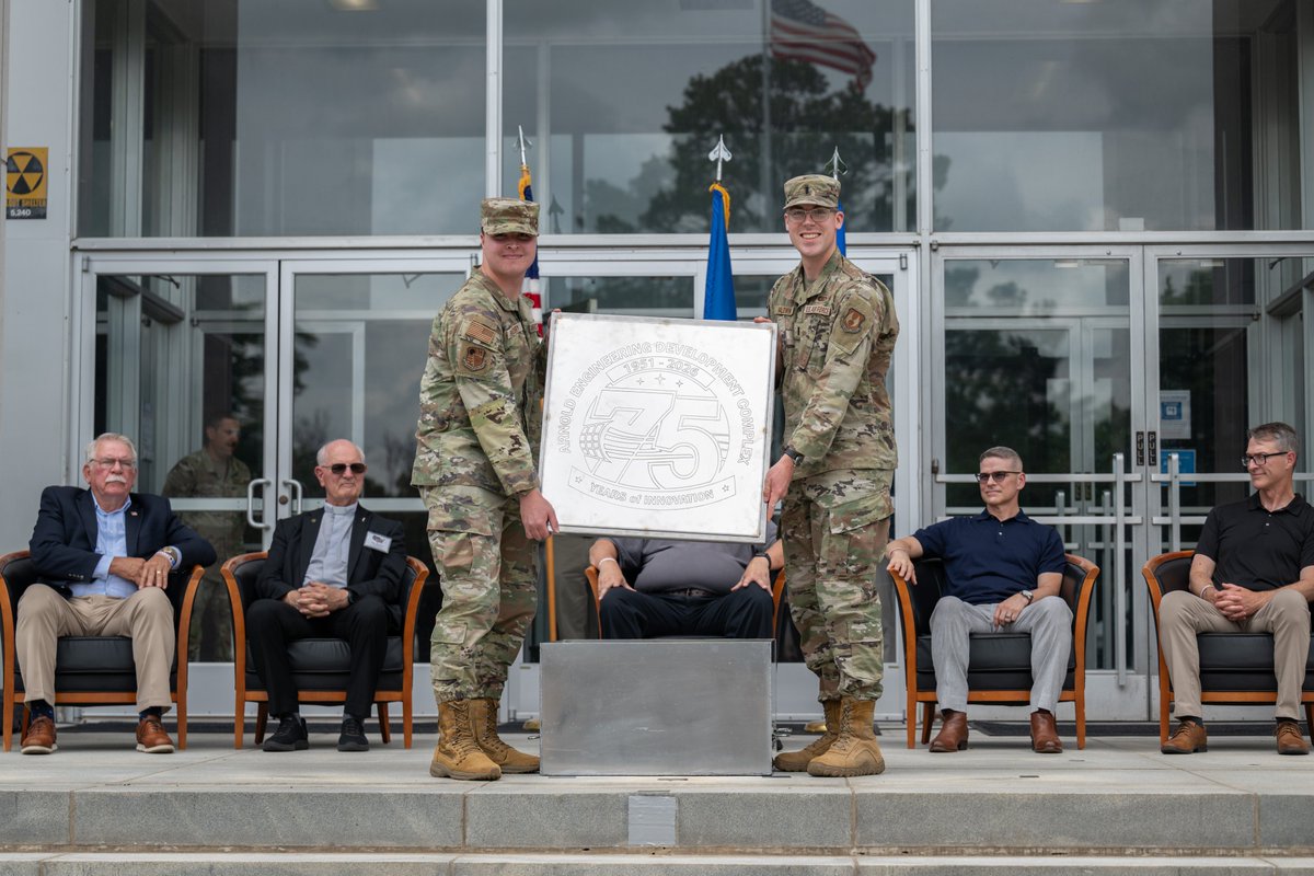 AEDCnews's tweet photo. Rep. Scott DesJarlais, Maj. Gen. Scott Cain, and AEDC Commander Col. Grant Mizell commemorate the 75th anniversary of AEDC during a rededication ceremony at the AEDC 75th Anniversary Open House, June 27. The ceremony was followed by a time capsule and former AEDC commander event. https://t.co/GbQ8Cpvz8u