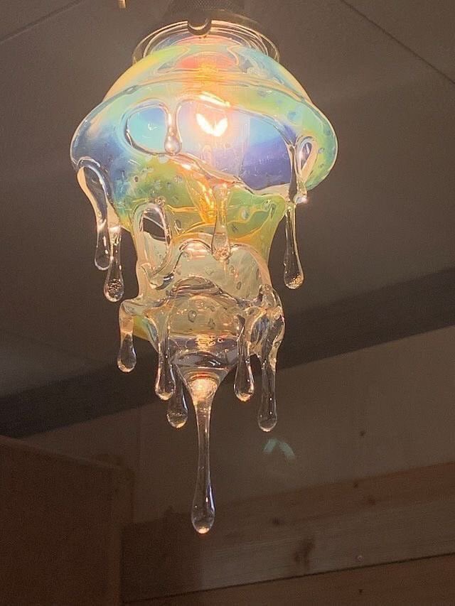 purepeaceful's tweet photo. gorgeous melted glass lamp https://t.co/NXV1t0Dhju