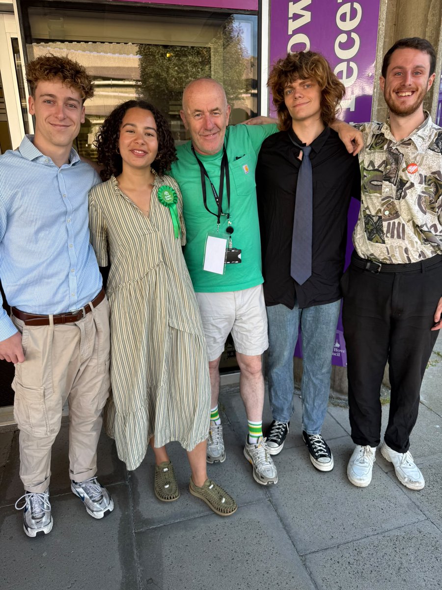 jeromecoxstrong's tweet photo. Super proud of our campaign team (some shown here!) after yesterday's thumping win for Nadia Barton Ahmad in the Goldsmid by-election - particularly of Nadia, who'll be a phenomenal, genuine and hardworking councillor for people in Goldsmid!

Big 10 months ahead for @BHGreens 👀 https://t.co/22WfrLHG0A