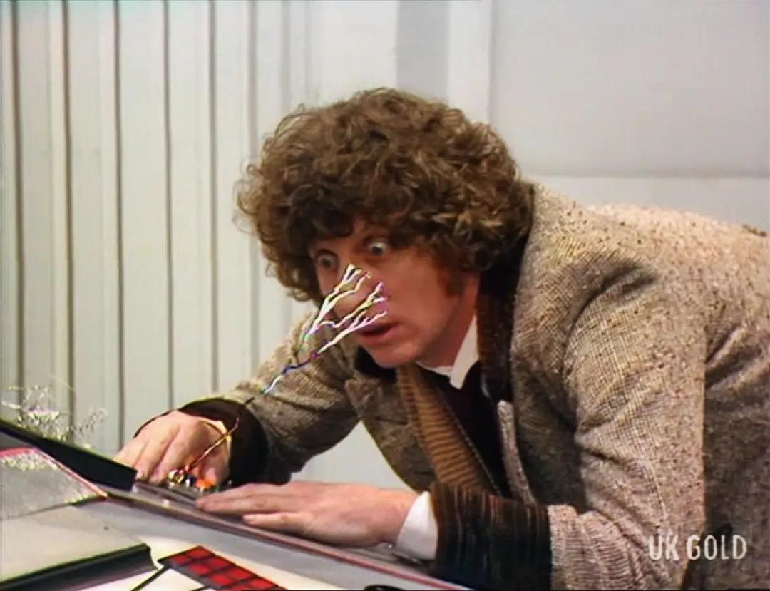 WhosThatGav's tweet photo. #nowwatching #DoctorWho #TheInvisibleEnemy 🦐📺 First time I saw this story was on #UKGold, when it aired February 2nd to February 7th 1994 in their late night slot. It was released on VHS on September 2nd 2002. 📼 #contacthasbeenmade https://t.co/VhmpMaQDeU