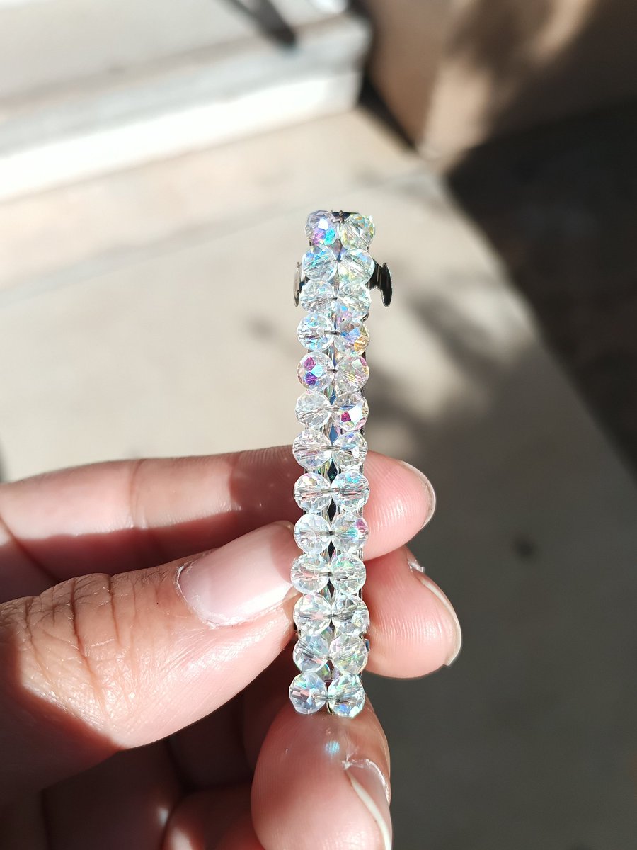 OneOfAKindMind2's tweet photo. NOW AVAILABLE 

Clear Small Crystal Glass Beaded Hair Clip

$5.00

#hairclips #barrettes #crystalglass #hairaccesories https://t.co/HaEqz4e8dd