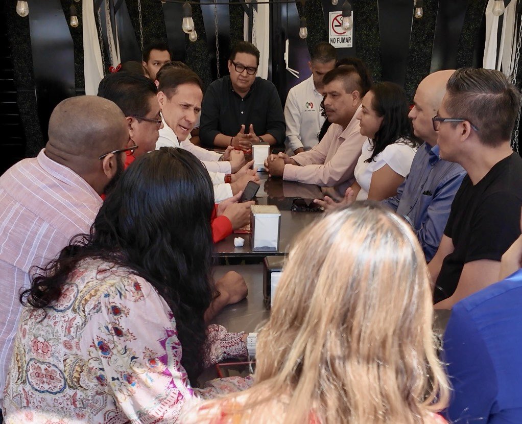 PRIMoroficial's tweet photo. En la Jornada Nacional de Afiliación seguimos fortaleciendo al PRI en cada rincón de Morelos.

En Tepoztlán refrendamos nuestro compromiso con la militancia y sumamos nuevos liderazgos que creen en el trabajo, la cercanía con la gente y el futuro de nuestro estado. https://t.co/zFH29t3U2m